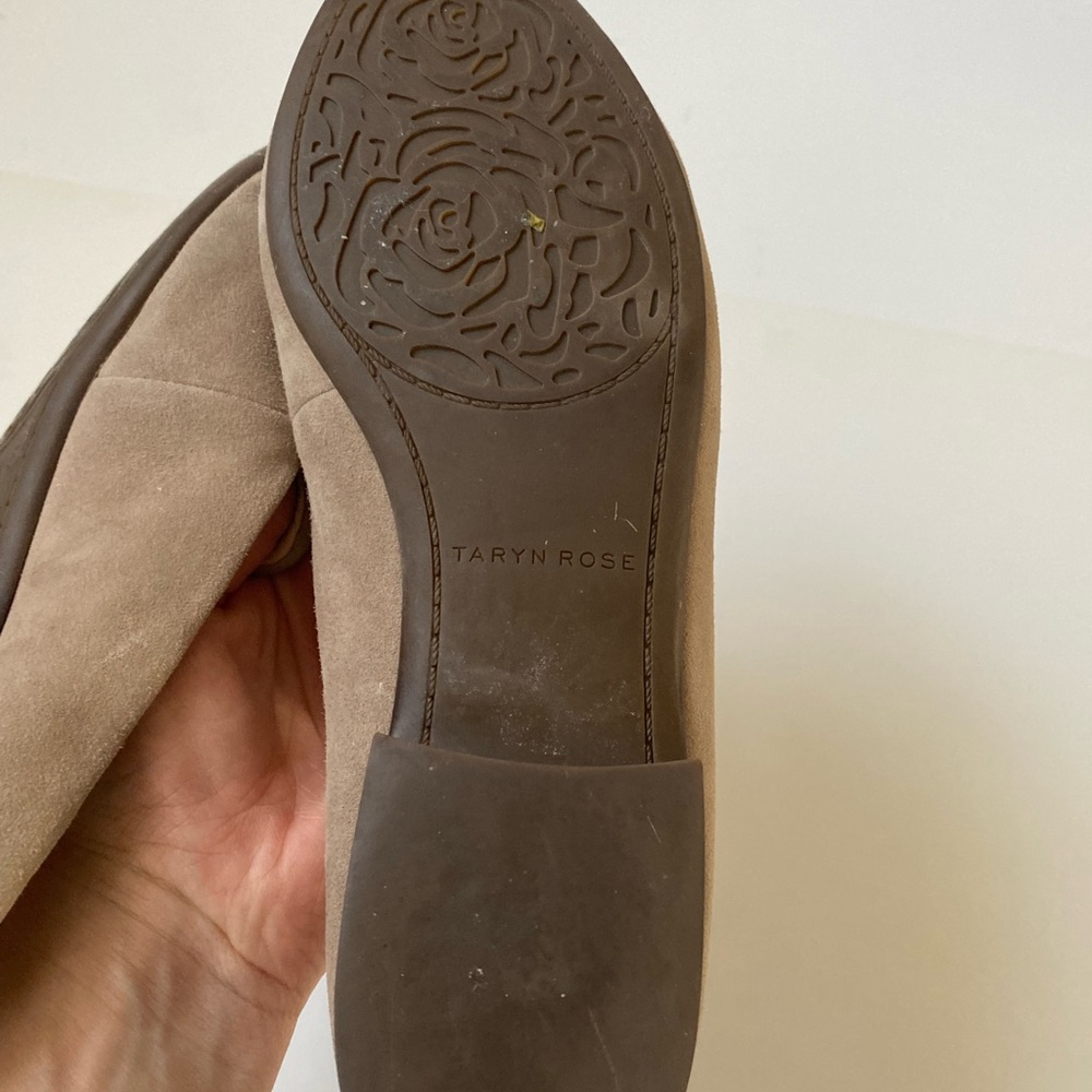 Taryn Rose Blythe Genuine Suede Mules/Flats 3D Flower Size 7B/37 - Picture 12 of 13